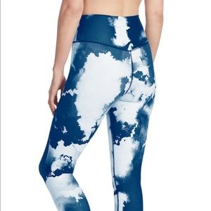 Sage Cloud Print High Waist 7/8 Leggings